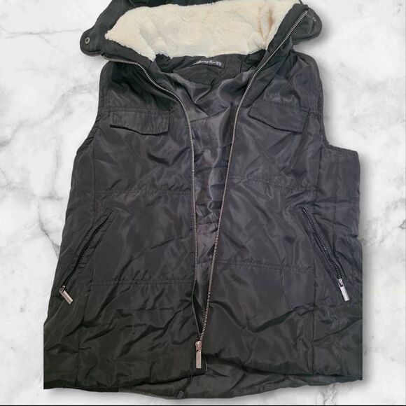 Black Hooded Vest Size 3XL - Picture 2 of 6